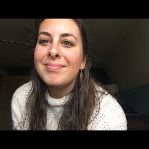 Meet your Posher, Carly